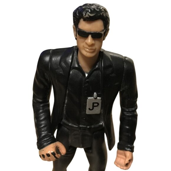 Jurassic Park 1994 Series 2 Ian Malcolm Figure W/ Gallimimus Hatchling & Gun Acc - Picture 10 of 11